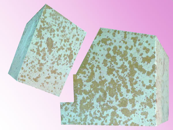 High thermal conductivity silica brick